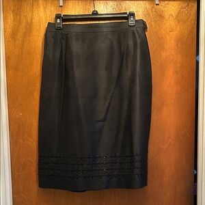 Jones Wear Elegant Black Pencil Skirt